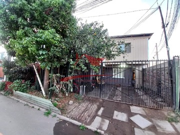 Casa en venta en Casa Dos Pisos, 5 Dormitorios, 2 Baños, Quilicura. - 5 dormitorios, 2 baños