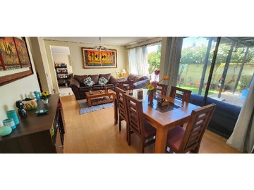 Casa en venta en Nueva Uno Sur 19800, Pudahuel - 4 dormitorios, 3 baños