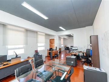 Oficina en venta en Santo Domingo esquina Almirante Barroso, Santiago - 1 baño