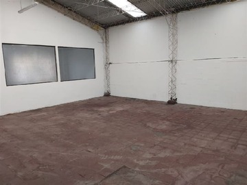 Terreno Industrial en arriendo mensual en Fray Camilo Henriquez con Porvenir , Santiago, Santiago - 2 baños