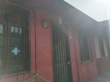 Casa en venta en Victoria con aldunate, Santiago - 2 dormitorios, 1 baño
