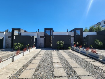 Casa en venta en Calle nueva 1380, Concepción - 4 dormitorios, 4 baños