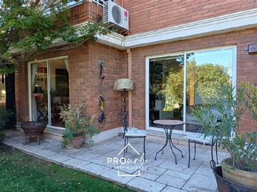 Casa en venta en Av. Pie Andino con La Dehesa, Lo Barnechea - 6 dormitorios, 5 baños