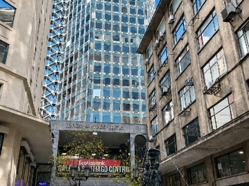 Oficina en arriendo mensual en Oficina en Galeria Santiago Centro - 3 dormitorios, 1 baño