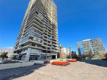 Departamento en venta en Apoquindo 7910, Las Condes - 3 dormitorios, 2 baños