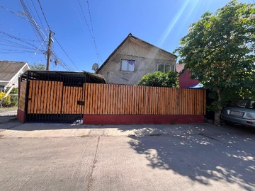 Casa en venta en Av. Sur, Maipú - 4 dormitorios, 1 baño