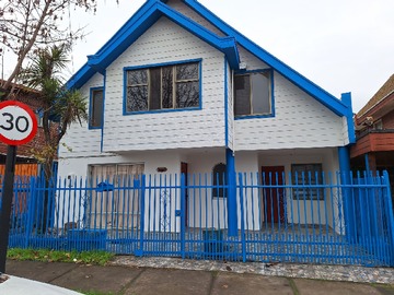 Casa en venta en Compañía de Jesús 433, Los Ángeles - 4 dormitorios, 2 baños