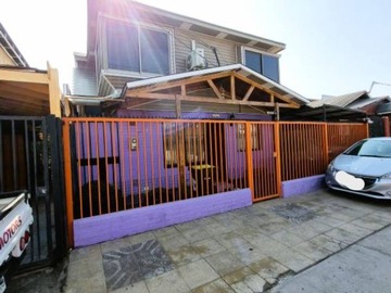 Casa en venta en Faro de alejandría, Maipú - 6 dormitorios, 3 baños