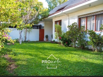 Casa en arriendo mensual en Los Españoles/ Los Hidalgos, Providencia - 6 dormitorios, 4 baños