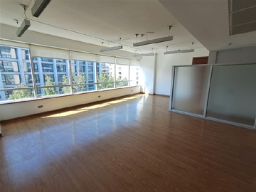 Oficina en venta en Portal de la dehesa, Lo Barnechea - 1 baño