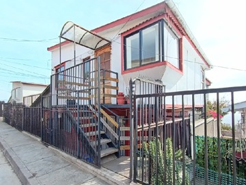 Casa en venta en Dos Casas Independientes en Venta Villa Magisterio, Rodelillo - 5 dormitorios, 2 baños