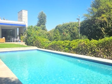 Casa en venta en La reina alta julia bernstein, La Reina - 4 dormitorios, 5 baños