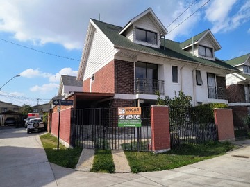 Casa en venta en Capellán Florencio Infante 2755, casa 12, Maipú - 3 dormitorios, 3 baños