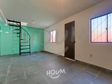 Casa en arriendo mensual en Trento, Cerro Navia - 1 dormitorio, 1 baño