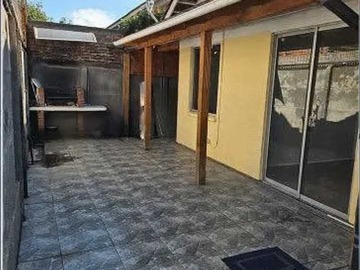 Casa en arriendo mensual en Buenísimo sector, camino Las Vizcachas (180326), Puente Alto - 3 dormitorios, 1 baño
