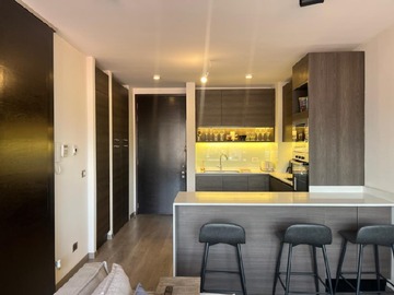 Departamento en arriendo mensual en Mall portal la dehesa, Lo Barnechea - 1 dormitorio, 1 baño