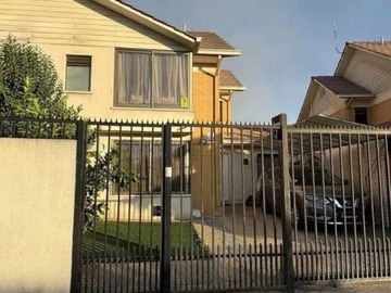 Casa en venta en Jorge andres guerra, ciudad satélite, Maipú - 3 dormitorios, 3 baños