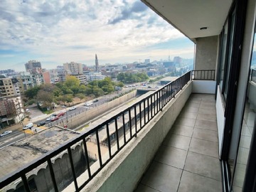 Departamento en venta en A pasos del metro toesca santiago, Santiago - 2 dormitorios, 2 baños