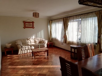 Departamento en arriendo mensual en Departamento Duplex Metro Santa Ana - 3 dormitorios, 2 baños