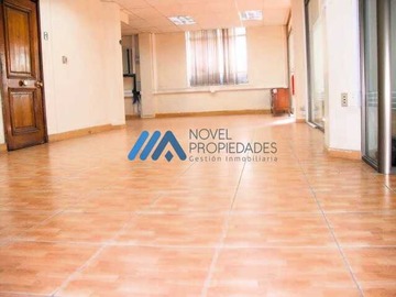 Oficina en arriendo mensual en Planta libre, Metro U de Chile (171322), Santiago - 11 dormitorios, 9 baños