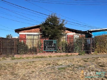 Casa en venta en A una cuadra de Pedro de Valdivia, Temuco - 3 dormitorios, 2 baños
