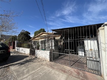 Casa en venta en Goycolea 0310, La Cisterna - 3 dormitorios, 1 baño
