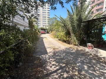 Terreno en venta en ZU-4 Renovación Urbana Intermodal Proyecto (143660), La Cisterna - 1 dormitorio