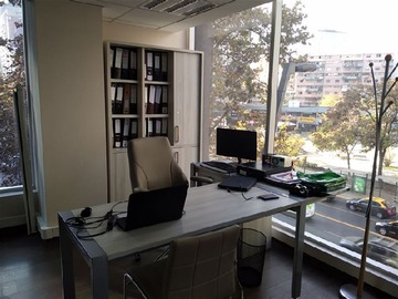 Oficina en venta en Av. Providencia/ Antonio Bellet, Providencia - 4 dormitorios, 4 baños