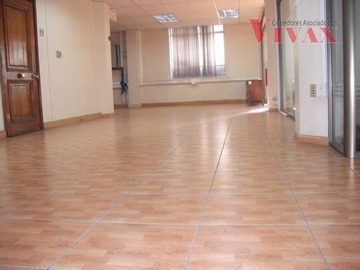 Oficina en venta en Serrano / Avda. Bernardo Ohiggins, Santiago - 11 dormitorios, 9 baños