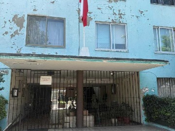 Departamento en venta en Antiguo y Amplio Departamento en Venta (122101), Macul - 3 dormitorios, 1 baño