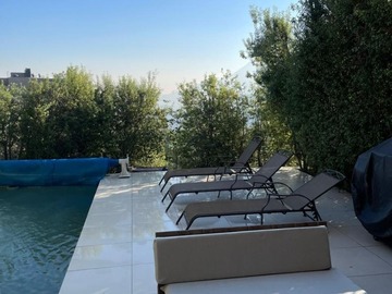 Casa en venta en Santa teresa, Vitacura - 5 dormitorios, 4 baños