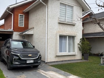 Casa en venta en Condominio los palacios, San Fernando - 4 dormitorios, 3 baños