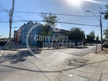 Sitio en venta en M.H av. Mirador / club hipico, Santiago
