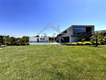 Casa en venta en Piedra Roja, Colina - 5 dormitorios, 5 baños