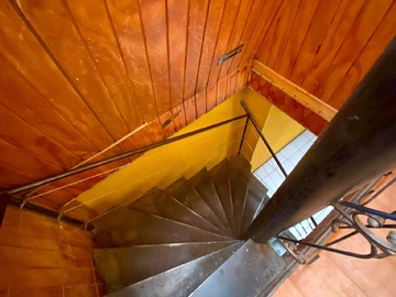 Casa en arriendo mensual en Casa de 3 pisos con giro comercial (170819), Chillán - 9 dormitorios, 9 baños