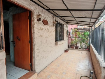 Casa en venta en Jorge Pinto, Puente Alto - 3 dormitorios, 2 baños