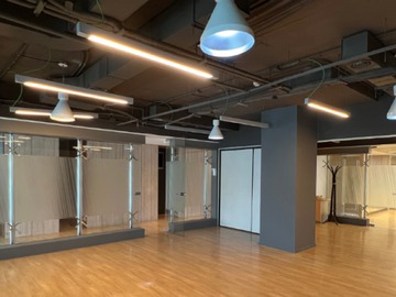Oficina en arriendo mensual en Huerfanos con San Antonio, Santiago
