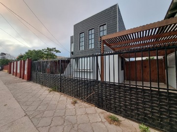 Casa en venta en Argentina y brasil, Coquimbo - 3 dormitorios, 3 baños