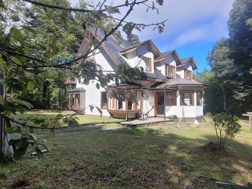 Parcela en venta en Sector hualapulli km 14 camino villarrica-licanray, Villarrica - 4 dormitorios, 3 baños