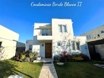 Casa en venta en MA - Casa 110/270m2 Condominio 4D 3B Estar Terraza Piscina Riego Bodega Impecable A 1 cuadra de nuevo Stripcenter, Colina - 4 dormitorios, 3 baños
