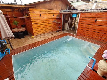 Casa en venta en Independencia - El Cortijo, Conchalí - 4 dormitorios, 1 baño