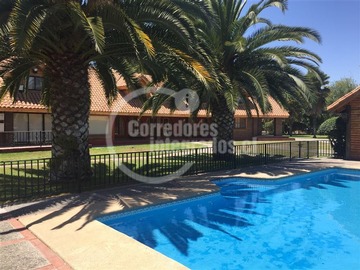 Parcela en venta en Pajaritos, Talagante - 5 dormitorios, 5 baños