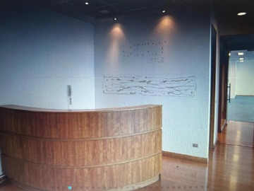 Oficina en arriendo mensual en Mariano Sánchez Fontecilla 310, Las Condes, Las Condes - 3 baños