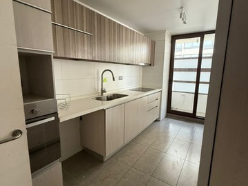 Departamento en venta en Rotonda atenas, Las Condes - 4 dormitorios, 3 baños