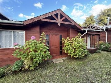 Casa en arriendo mensual en Entre Caupolicán y Catedral, Villarrica - 2 dormitorios, 1 baño