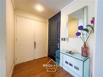 Departamento en venta en Presidente Riesco/Luz, Las Condes - 2 dormitorios, 2 baños