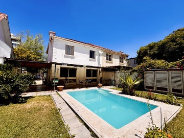 Casa en venta en Av. Manquehue/bilbao, Las Condes - 4 dormitorios, 3 baños