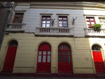 Casa en venta en Pasaje vicuña subercaseaux, Santiago - 20 dormitorios, 10 baños