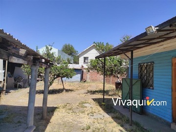 Casa en venta en Plaza de Armas de Quilicura, Quilicura - 6 dormitorios, 2 baños