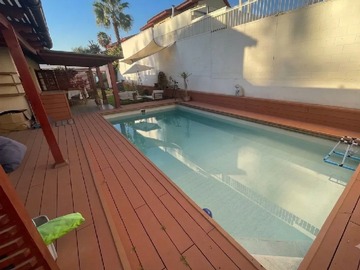 Casa en arriendo mensual en Avenida Consistorial 2500, Peñalolén - 6 dormitorios, 5 baños
